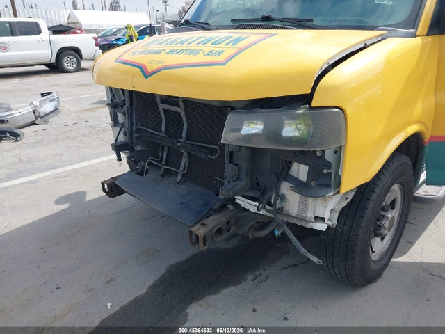 GMC Savana Work Van