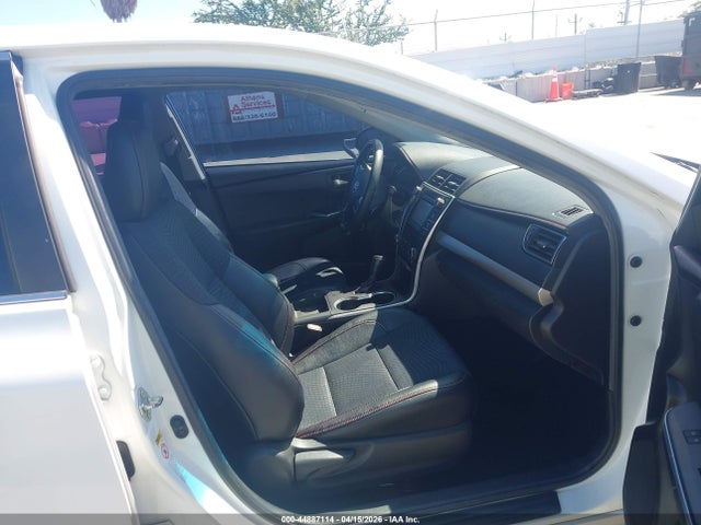 Toyota Camry Se