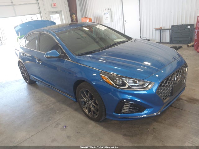 Salvage Hyundai SONATA Image