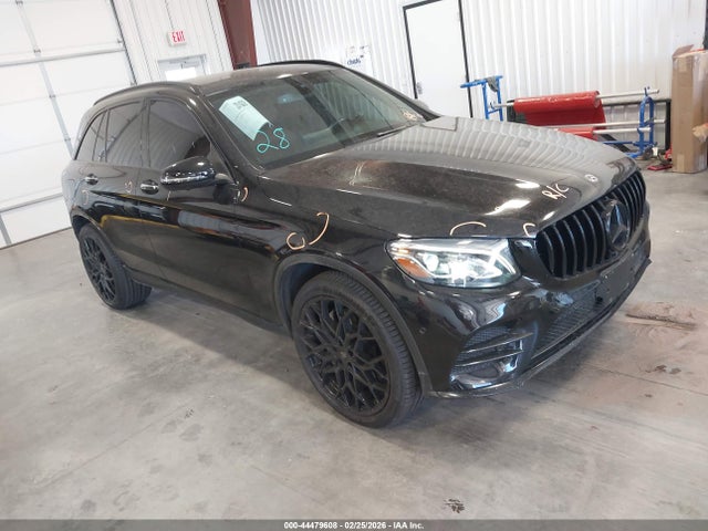 Salvage Mercedes-Benz GLC Image
