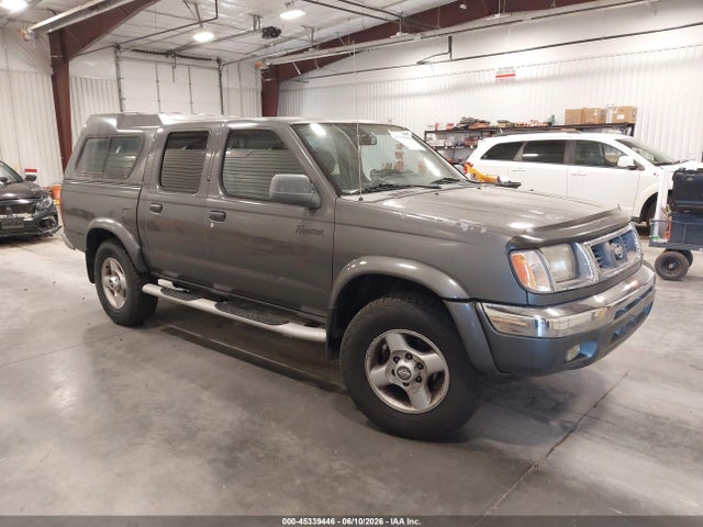Salvage Nissan Frontier Image