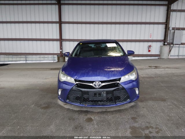 Toyota Camry Se