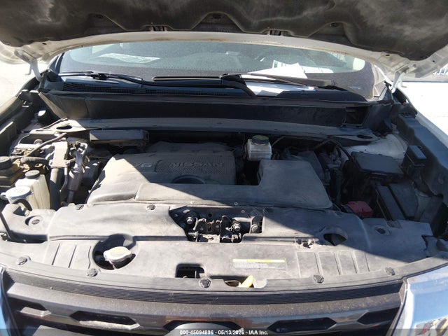 Nissan Pathfinder S