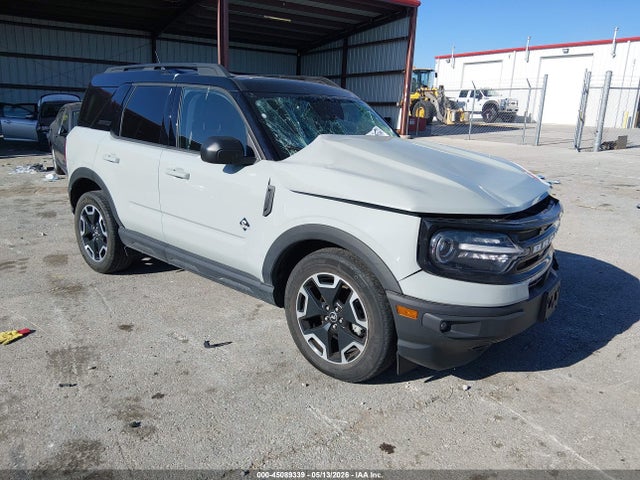 Salvage Ford Bronco Image
