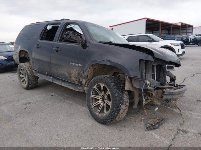 Salvage Chevrolet Suburban 1500 Image