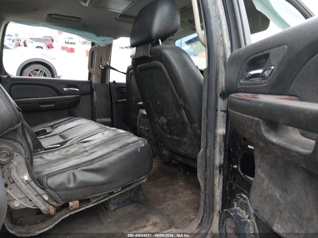 Chevrolet Suburban 1500 Lt