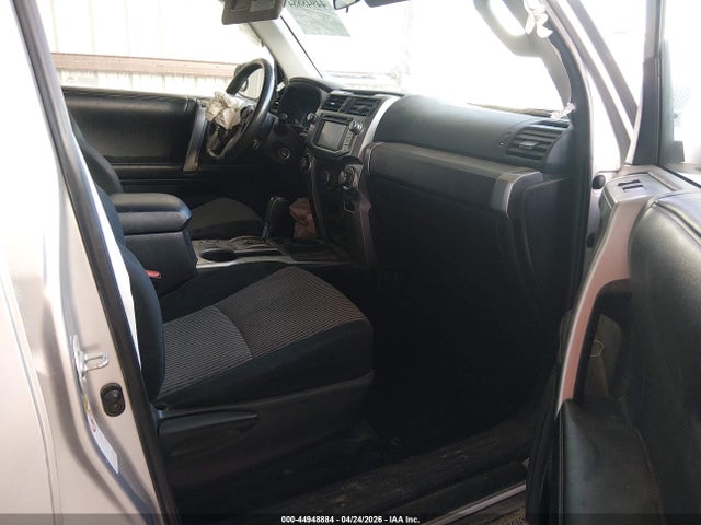 Toyota 4Runner Sr5