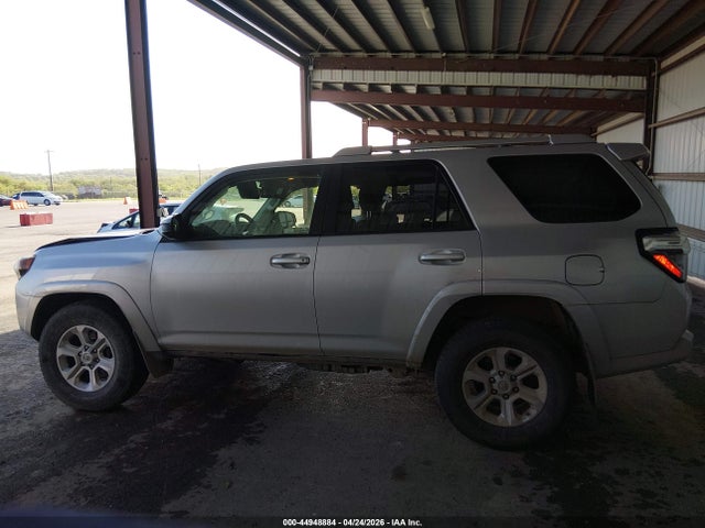 Toyota 4Runner Sr5