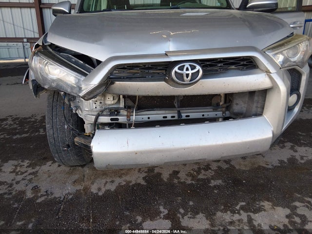 Toyota 4Runner Sr5