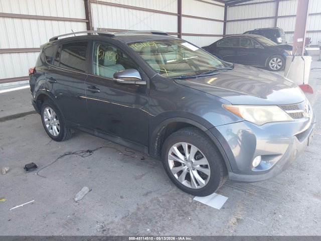 Salvage Toyota RAV4 Image