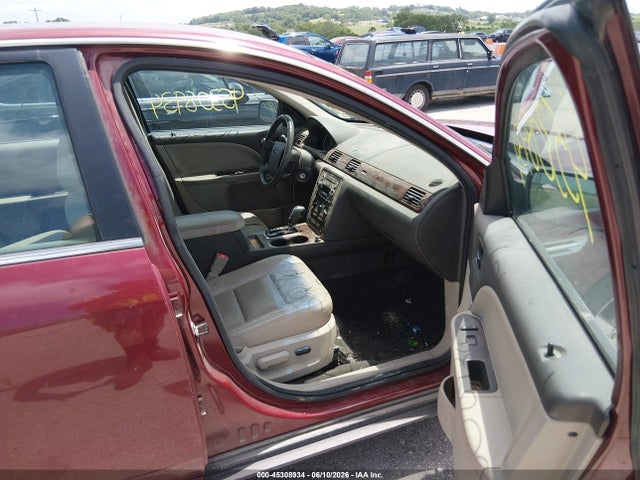 Ford Taurus Sel