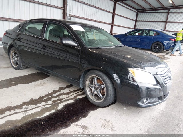 Salvage Toyota Avalon Image