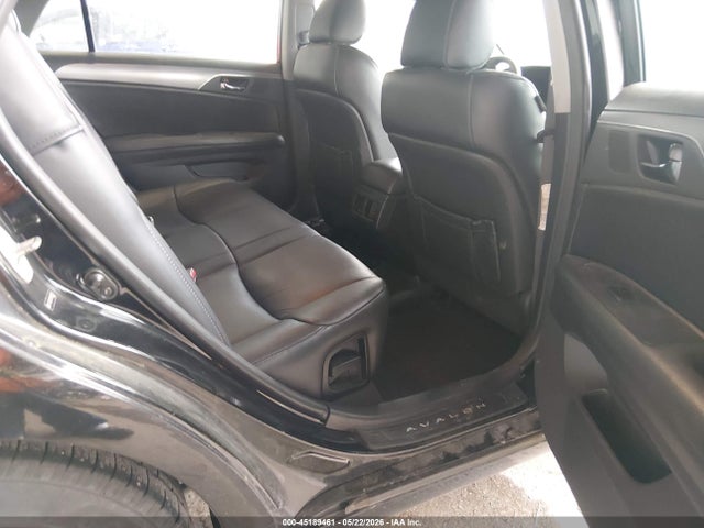 Toyota Avalon Touring
