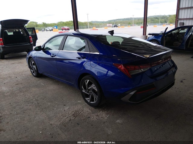 Hyundai ELANTRA Sel
