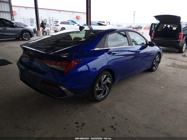 Hyundai ELANTRA Sel