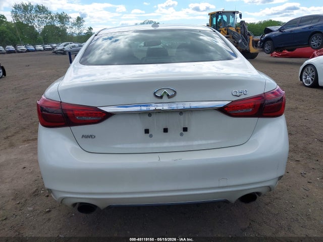 INFINITI Q50 3.0t Luxe