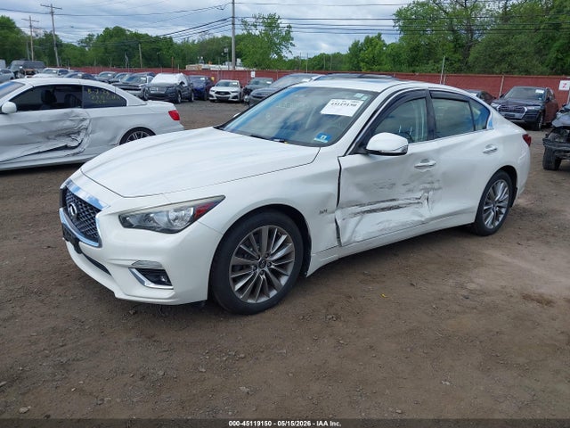 INFINITI Q50 3.0t Luxe