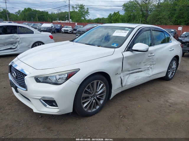 INFINITI Q50 3.0t Luxe