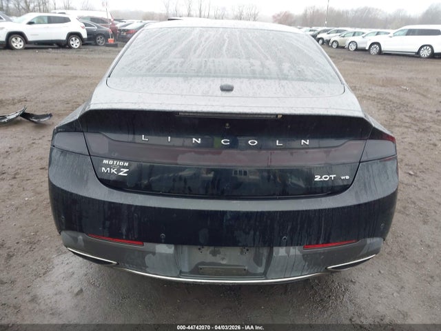 Lincoln MKZ Reserve