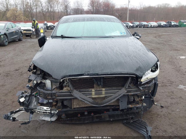Lincoln MKZ Reserve