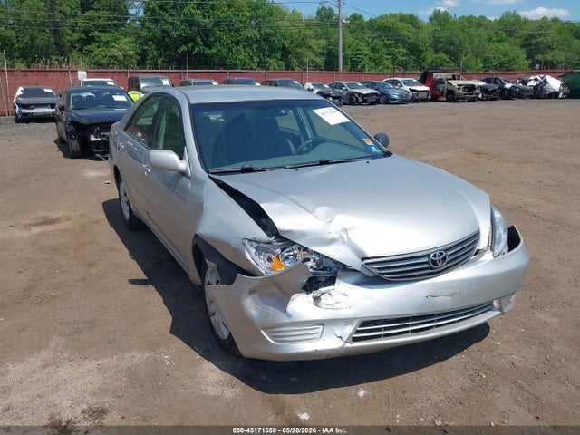 Toyota Camry Std