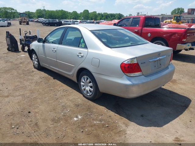 Toyota Camry Std