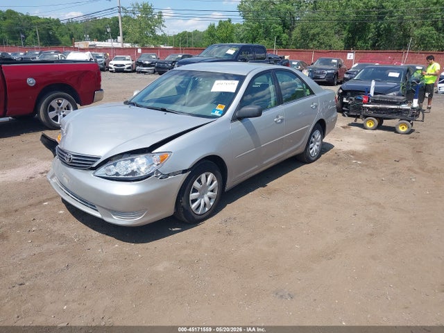 Toyota Camry Std