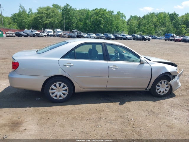 Toyota Camry Std