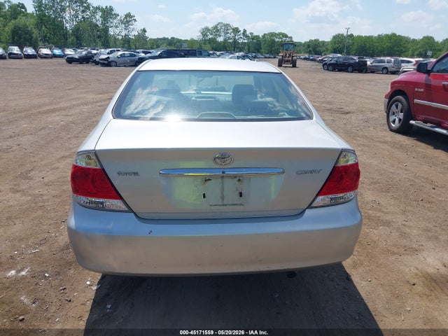 Toyota Camry Std