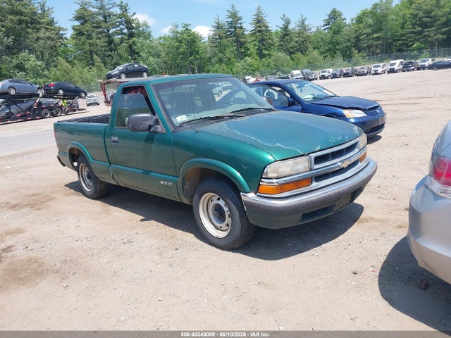 Salvage Chevrolet S-10 Image