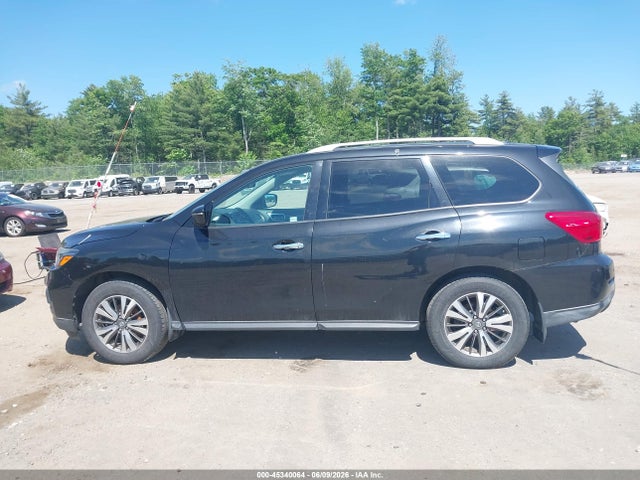 Nissan Pathfinder Sv