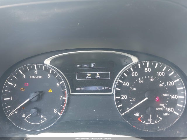 Nissan Pathfinder Sv