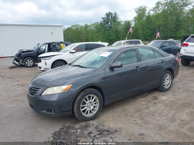 Toyota Camry Xle V6