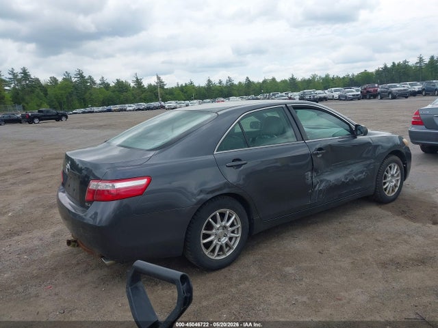 Toyota Camry Xle V6