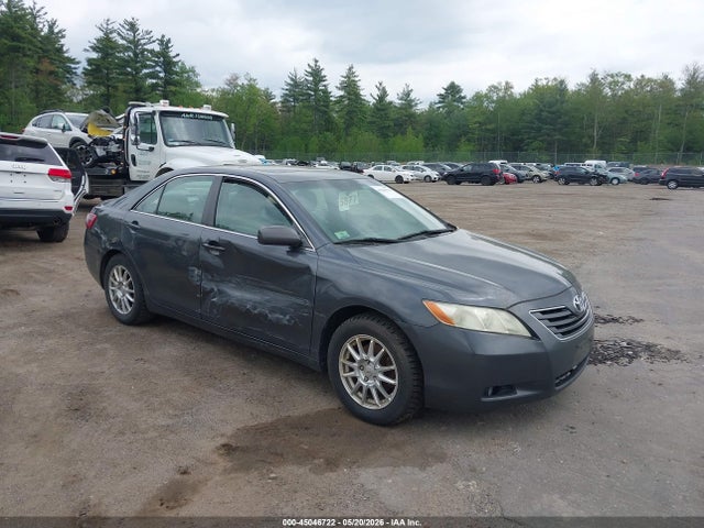 Salvage Toyota Camry Image