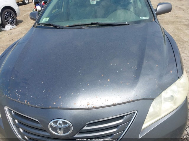Toyota Camry Xle V6