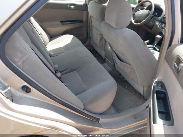 Toyota Camry Le