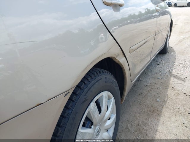 Toyota Camry Le