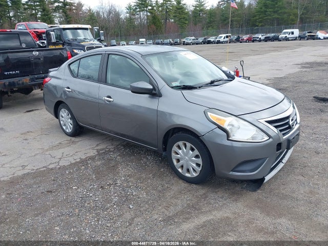 Salvage Nissan Versa Image