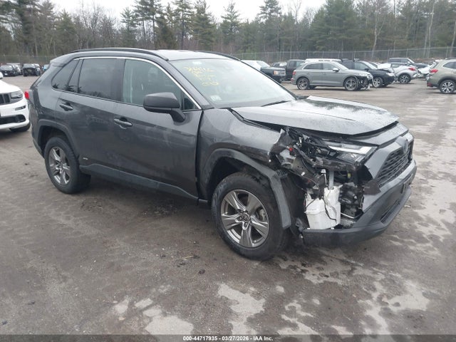 Salvage Toyota RAV4 Image