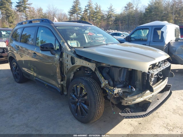Salvage Subaru Ascent Image