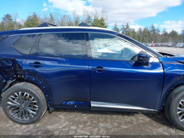 Nissan Rogue Platinum