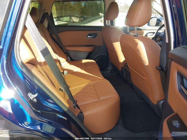 Nissan Rogue Platinum