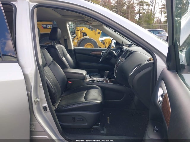 Nissan Pathfinder Platinum 4wd