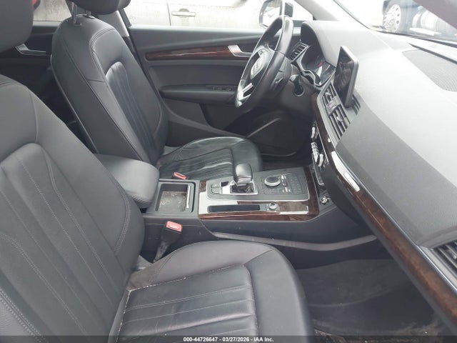 Audi Q5 45 Premium