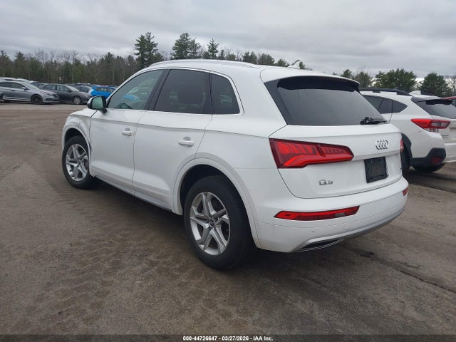 Audi Q5 45 Premium