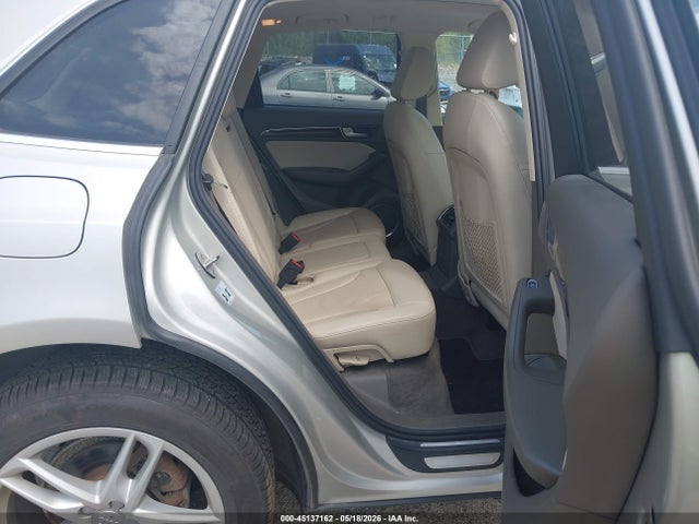 Audi Q5 2.0t Premium