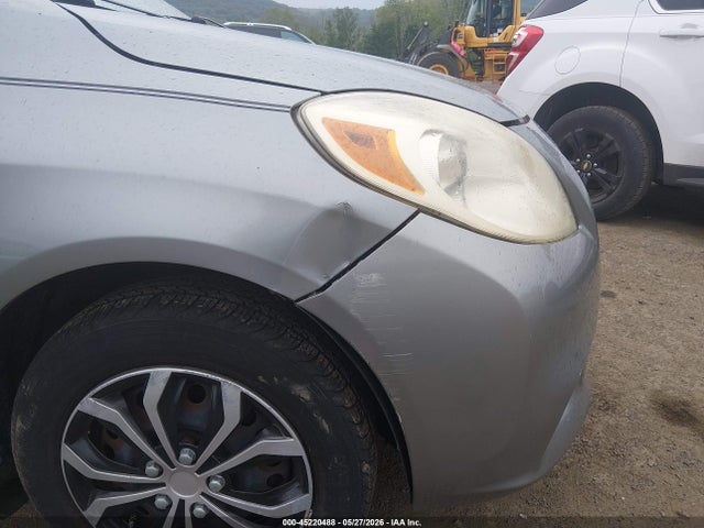 Nissan Versa 1.6 S