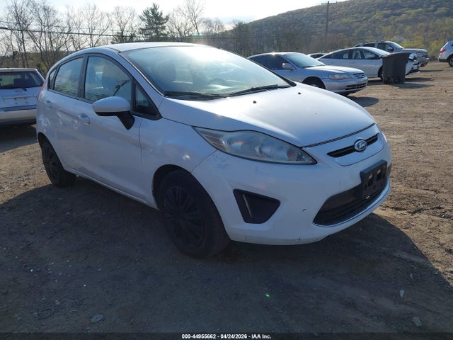 Salvage Ford Fiesta Image