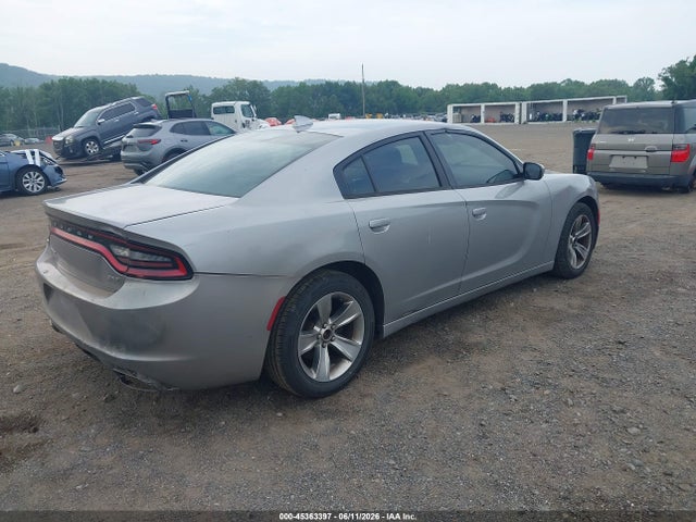 Dodge Charger Sxt